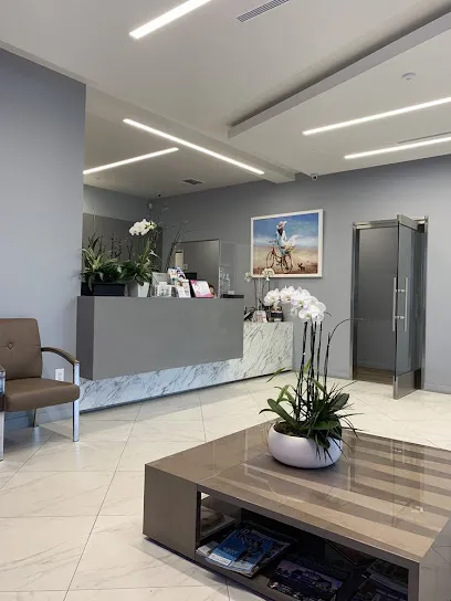 Sina Rabi MD - Dermatologist in Tarzana